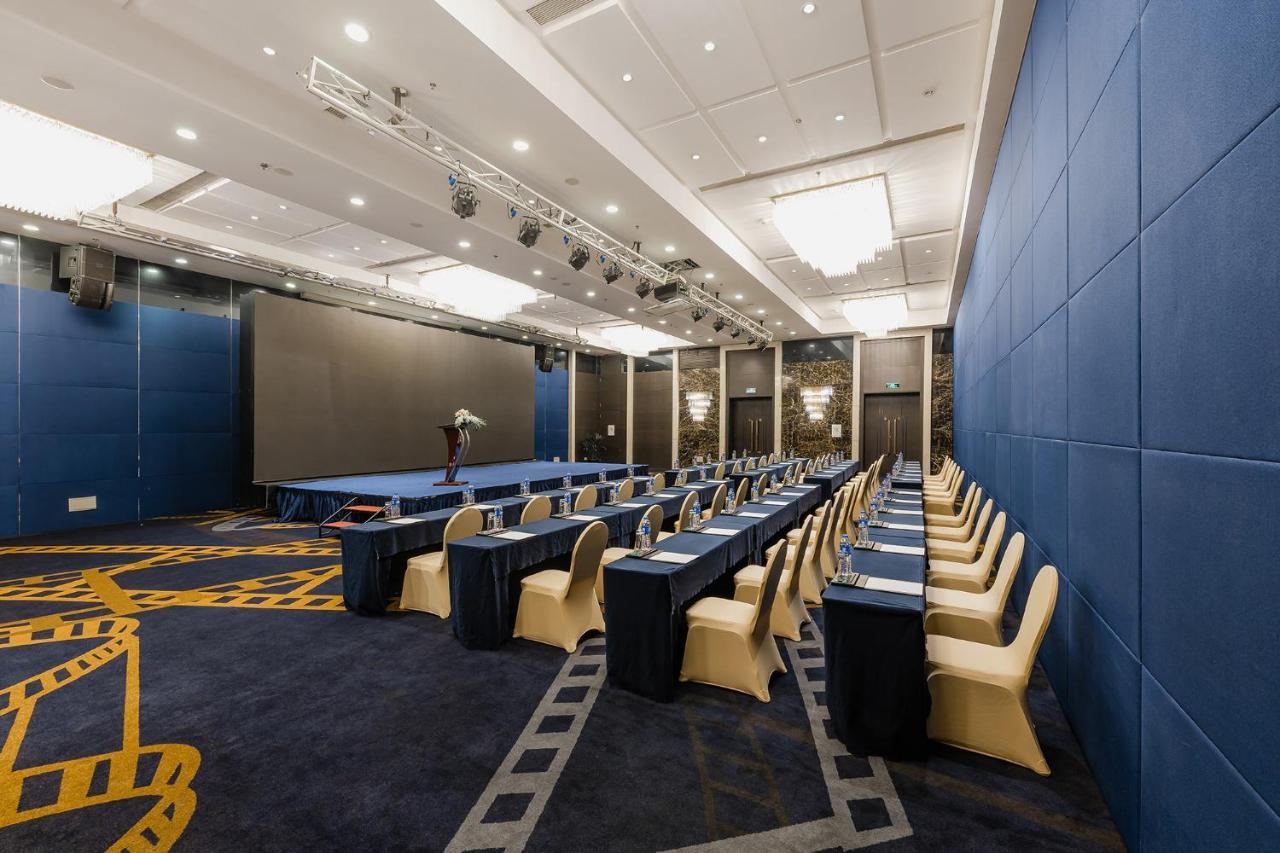 Hotel Crowne Plaza Shanghai, An Ihg Shanghai